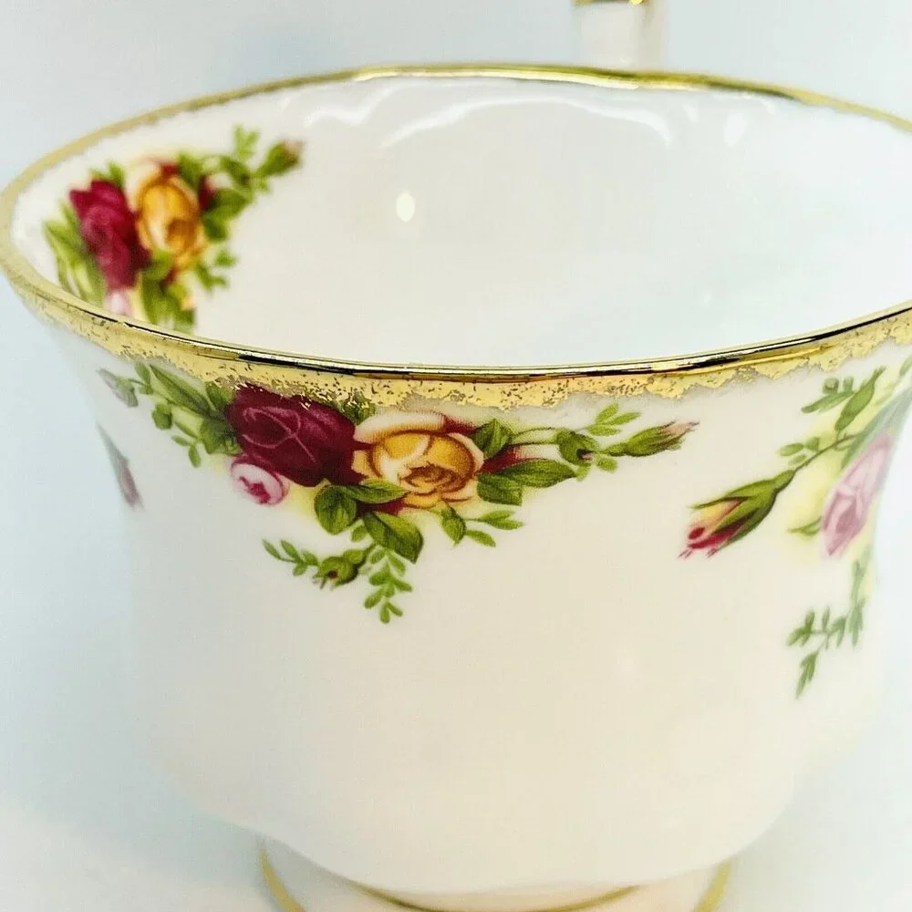 Royal Albert OLD COUNTRY Roses Cup &Saucer Set Porcelain Fine Bone China England - Picture 10 of 16